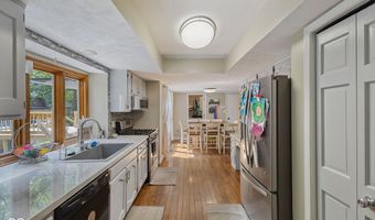 429 Glenbrook Ln, Avon, IN 46123