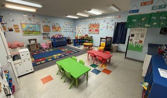 906 Cooley St, Albertville, AL 35950