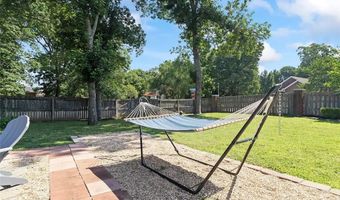 701 SW Maidstone Ave, Bentonville, AR 72712