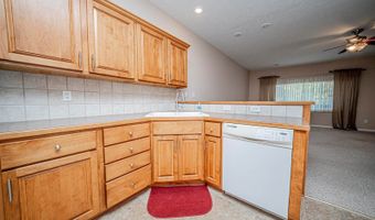 1221 NW 5th St, Abilene, KS 67410