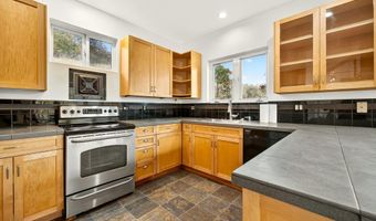 2026 Ashland Mine Rd, Ashland, OR 97520