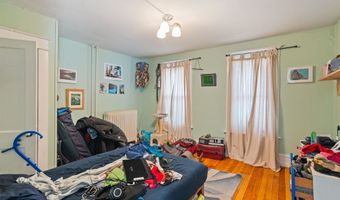 103 N Champlain St, Burlington, VT 05401