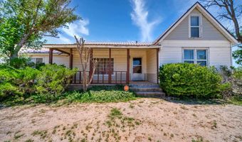 323 L St, Carlsbad, NM 88220