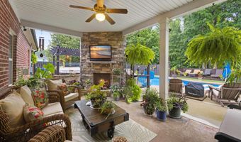 197 Colfax Dr, Boiling Springs, SC 29316