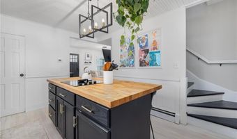 110 Spofford Ave, Warwick, RI 02888