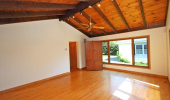 2405 E Miner St, Arlington Heights, IL 60004