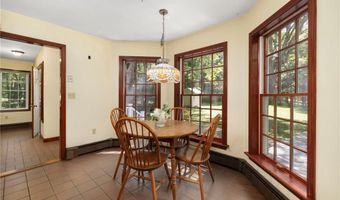 604 W Reach Dr, Jamestown, RI 02835