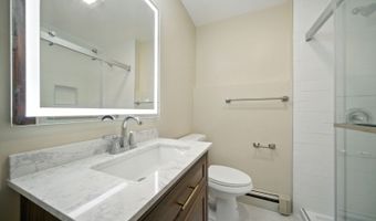 30 Lakeshore Dr, Alloway, NJ 07422