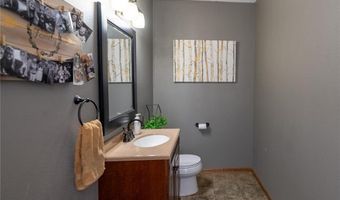 136 1st Ave, Alden, MN 56009