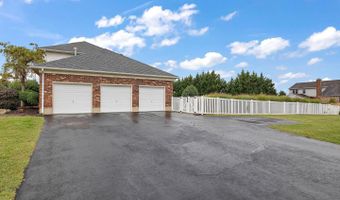 120 GEORGE Ct, Bear, DE 19701