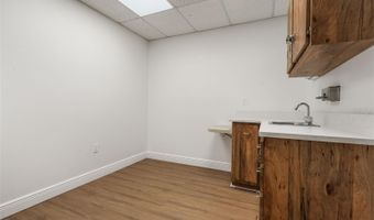 600 LAKEVIEW Rd 2B, Clearwater, FL 33756