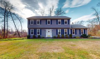 44 Flax Hill Rd, Brookfield, CT 06804