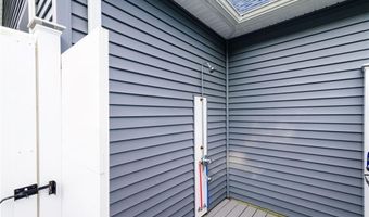 11 Kendall Ct, Charlestown, RI 02813