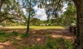 2735 NE 127TH Pl, Anthony, FL 32617