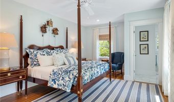 169 Wellington Ave, Newport, RI 02840