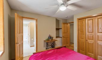 1342 Stagecoach Trl S, Afton, MN 55001
