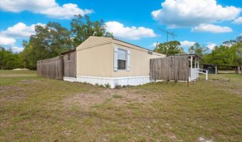 3100 NW 20th St, Bell, FL 32619