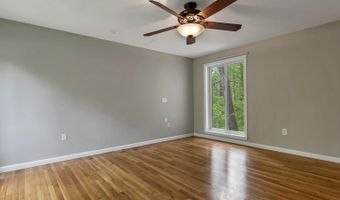 16 Old Manchester Rd, Amherst, NH 03031