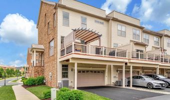 22635 NAUGATUCK Sq, Ashburn, VA 20148