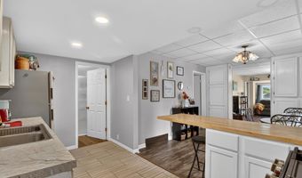 1215 Rosedale St, Alma, MI 48801