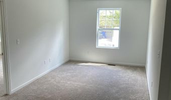 2682 Valley Dr, Ann Arbor, MI 48103