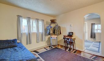 2908 Carlton St NW, Albuquerque, NM 87107