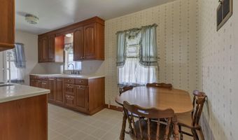 300 N Johns St, Amanda, OH 43102