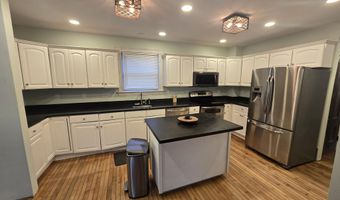 153 Cony St, Augusta, ME 04330