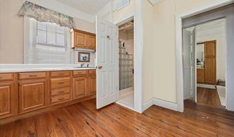 517 BEACH Ave, Atlantic Beach, FL 32233