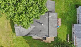 1315 Lake Dr, Ashland, OH 44805