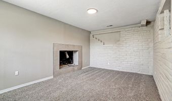 250 Valle Grande Rd, Bosque Farms, NM 87068