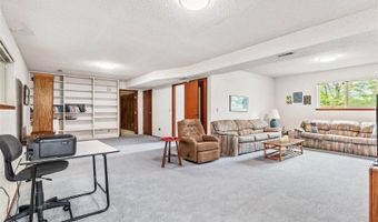 3303 Oregon Pl, Bellingham, WA 98226