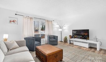 238 Ledbetter Rd, Arden, NC 28704