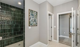 200 W Boxthorn Dr, Andover, KS 67002