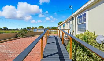 8 James Sanchez Ln, Belen, NM 87002