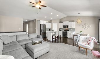 2706 NW 23rd St, Ankeny, IA 50023