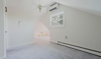 301 Compass Ave, Beachwood, NJ 08722