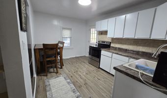 607 N BLUFF St, Albany, IL 61230