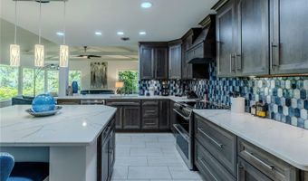 18220 ELMWOOD Dr, Alva, FL 33920