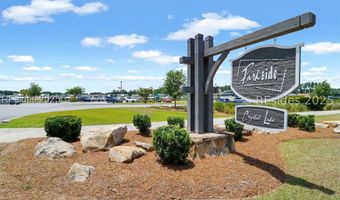 302 Castaway Dr, Bluffton, SC 29910