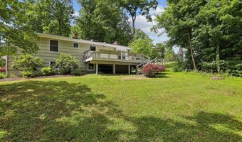 6 Sky Edge Ln, Bethel, CT 06801