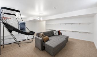 1 Prairie Ln, Bayville, NJ 08721