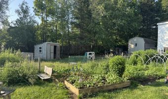 20 Moosehorn Rd, Abbot, ME 04406