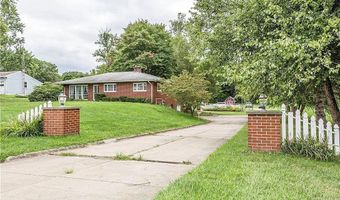 676 E Turkeyfoot Lake Rd, Akron, OH 44319