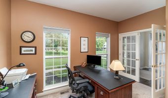 5660 Miss Royal Pass Dr, Miami, OH 45140