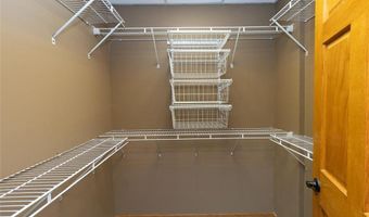12997 Garvin Brook Ln, Apple Valley, MN 55124