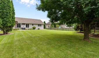 993 S CROCUS Ln, Appleton, WI 54914