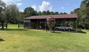 154 Perry Ln, Atmore, AL 36502