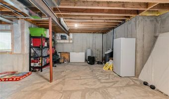 15006 Leavenworth Rd, Basehor, KS 66007