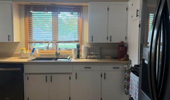 331 S 4th St, Akron, IA 51001